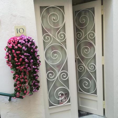 Casa Vacanze Flora วิเอตริ ภายนอก รูปภาพ